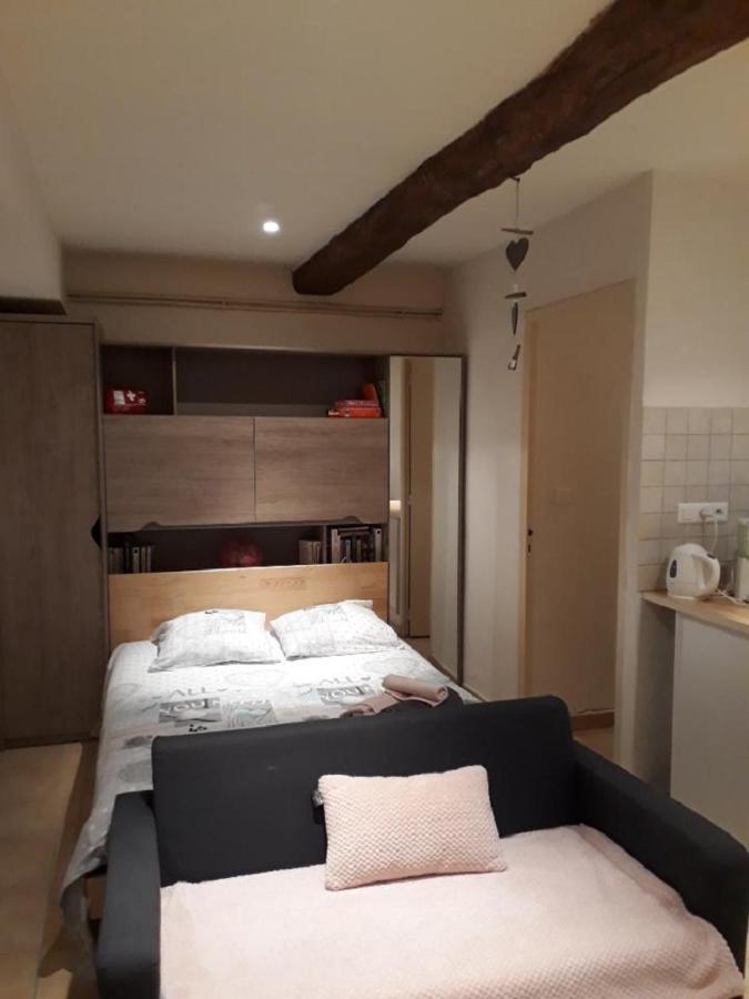 Les Capena 2 Apartment โกลโลบรีแยส์ ภายนอก รูปภาพ