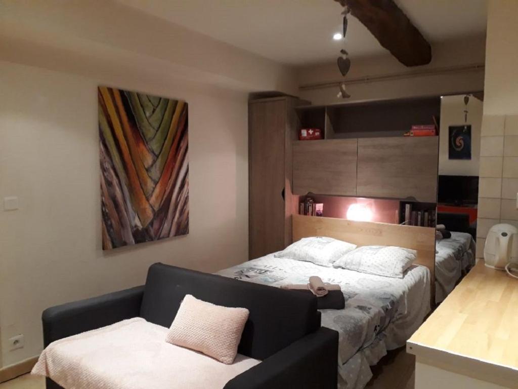 Les Capena 2 Apartment โกลโลบรีแยส์ ภายนอก รูปภาพ